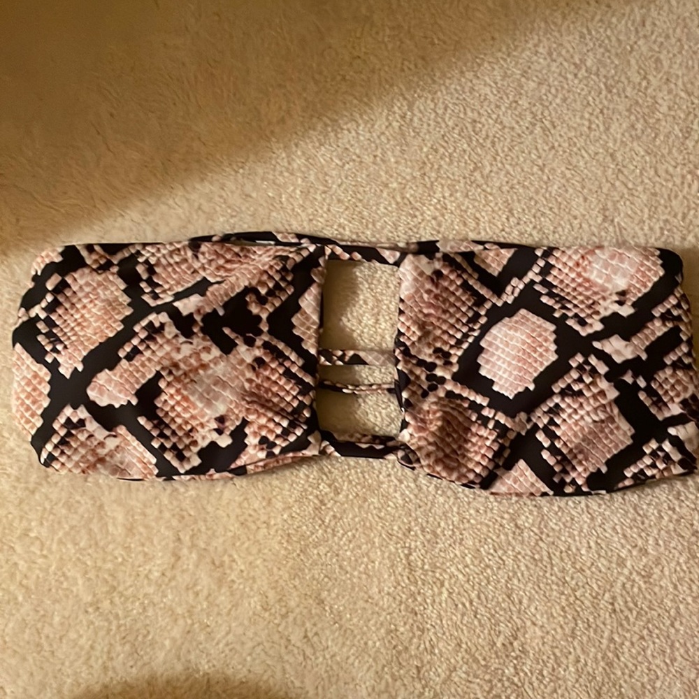 SHEIN Leopard print bathing top